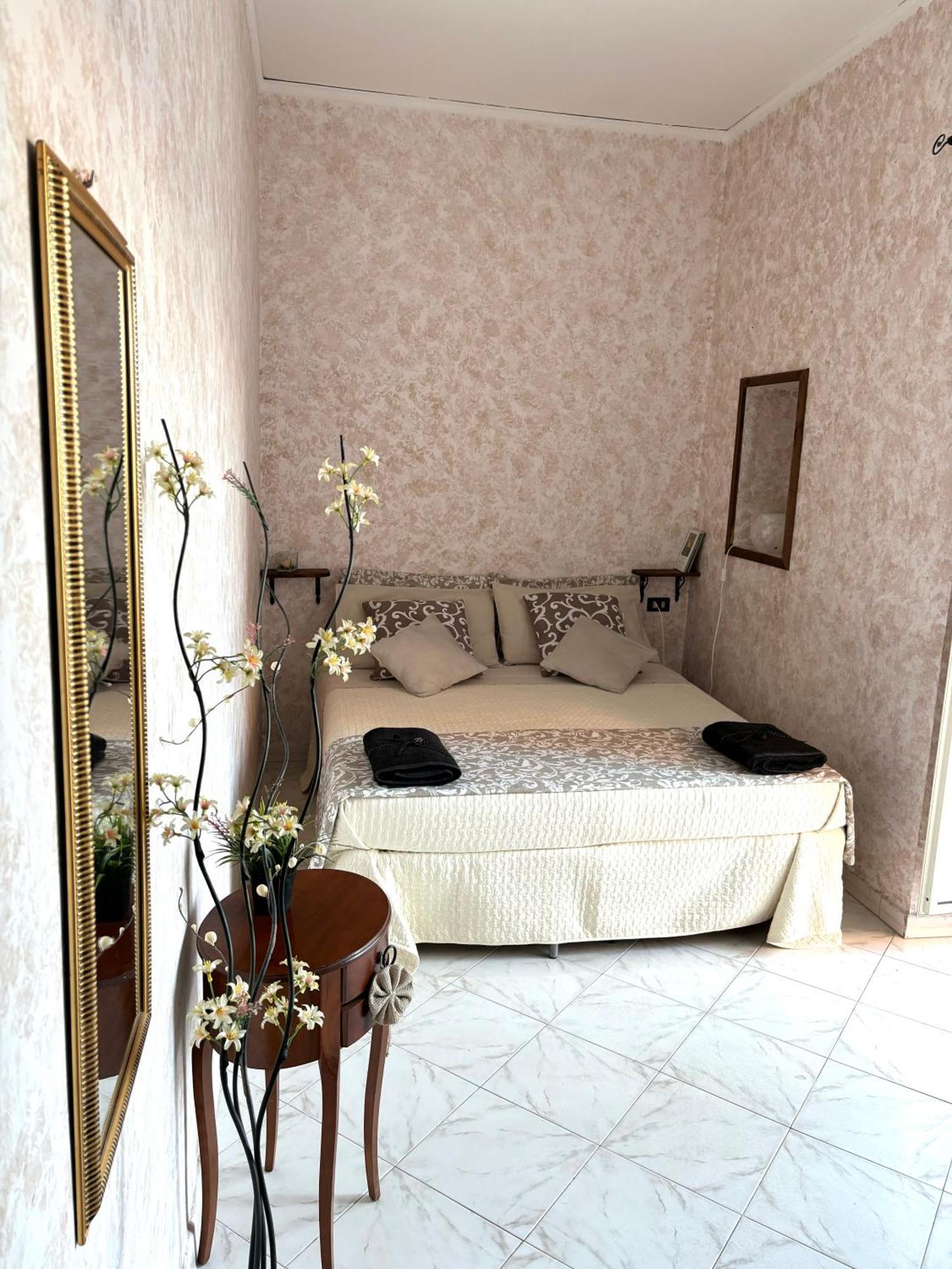 Rian House Apartment Naples Luaran gambar