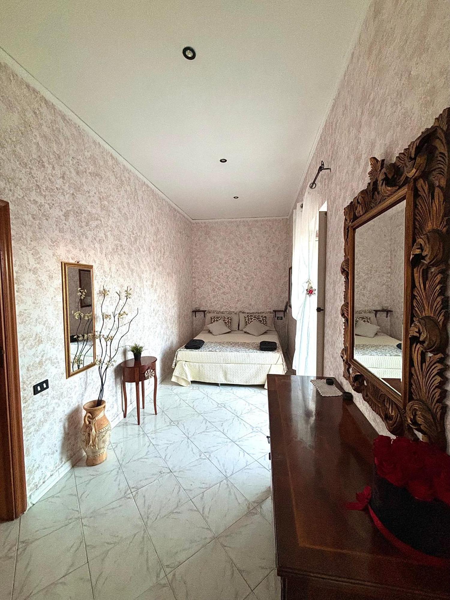Rian House Apartment Naples Luaran gambar